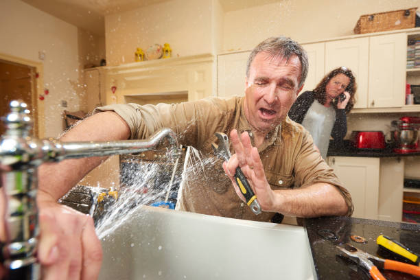 Best Water damage contractors near me  in Syracuse, UT